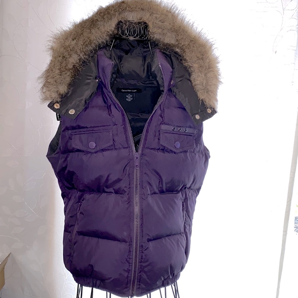 Calvin Klein purple hooded quilted vest 💐